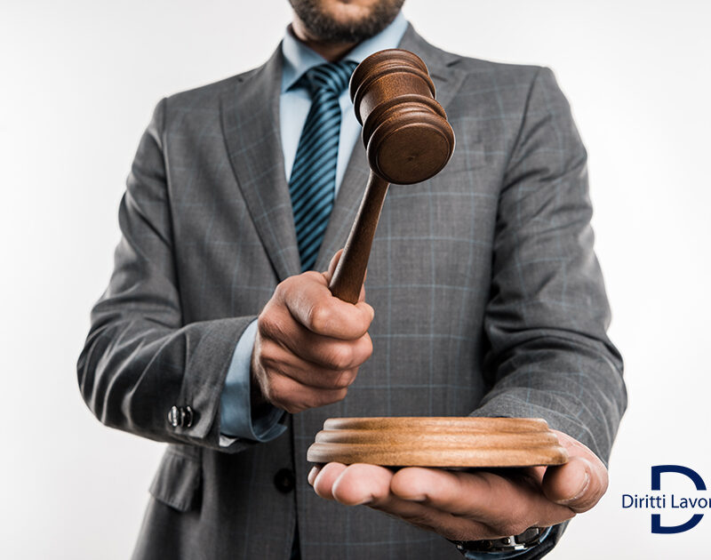 Carabinieri e causa di servizio: il militare inidoneo al servizio ha diritto al transito nei ruoli civili